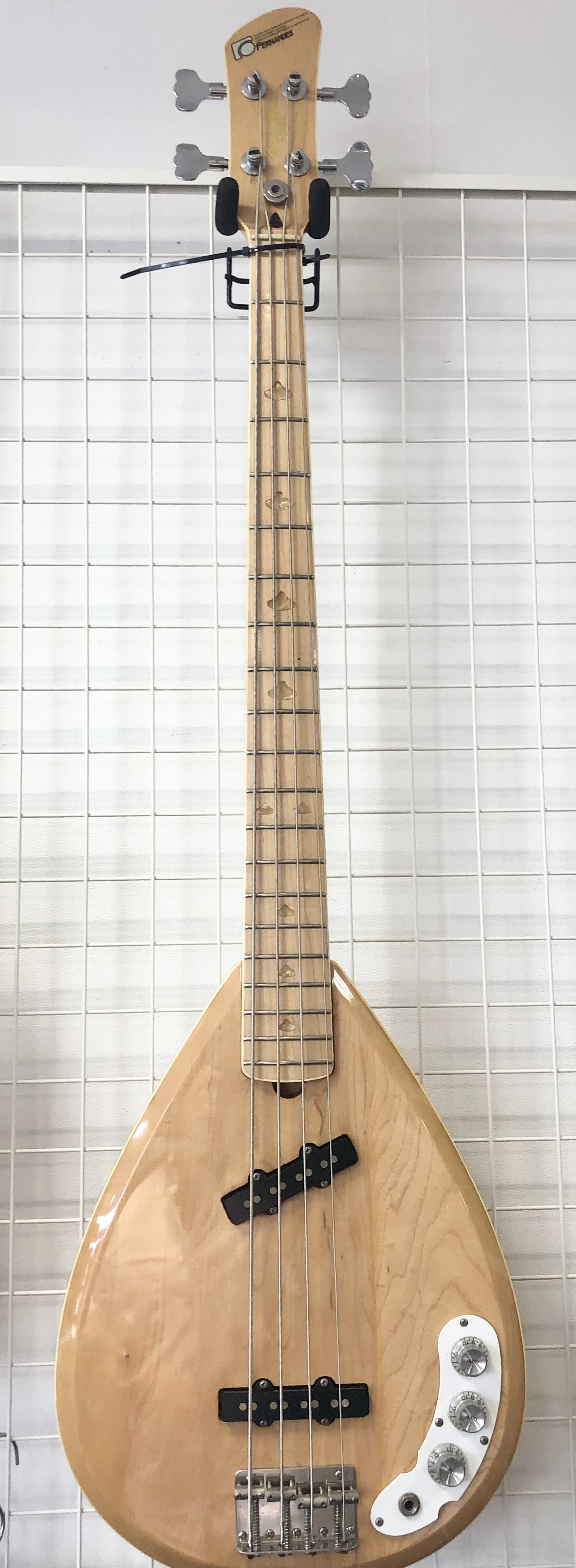 ☆FERNANDES YB-70 石ロゴ YAZAWA　MODEL エレキベース入荷☆のイメージ