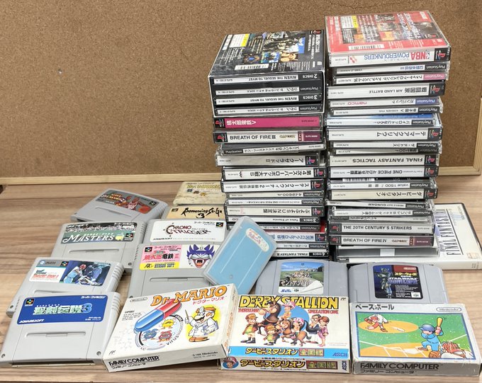 ゲームソフト大量買取いたしました！ ファミコン、スーパーファミコン、ゲームボーイ、PS1、PS2です。 チェックしながら店頭に出していきます！のイメージ